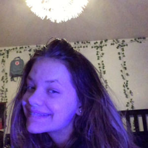 Meet your Posher, Violet